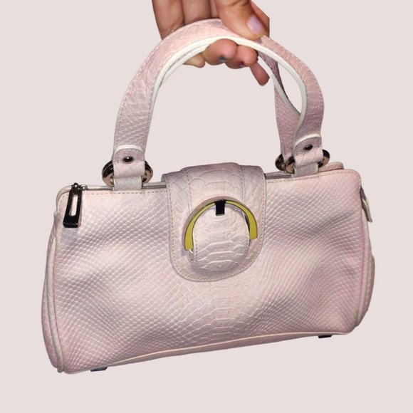 Dissona Italian Designer Pink Leather Shoulder Bag! 💖 - Picture 4 of 8